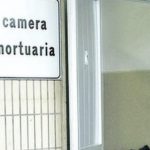 SCONCERTO AL “FAZZI”: RUBATE LE FEDI ALLA SALMA DI UN ANZIANO