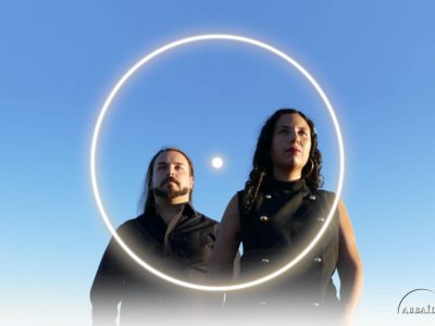 MYRIAM PALA RIESCE SEMPRE A STUPIRCI. SCOPRIAMOLA ORA COME CANTANTE, NEL NUOVO ALBUM MUSICALE, VERO E PROPRIO PROGETTO ARTISTICO, “Aurum animae”, REALIZZATO CON MARIANO, SUO “fidanzato e compagno di vita”