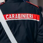 PARABITA, FERMATO IN AUTO ALLA PERIFERIA DI PARABITA: SCATTA L’ARRESTO CON L’ACCUSA DI SPACCIO