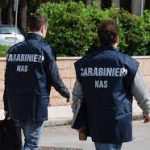 CONTROLLI SANITARI NEL SALENTO, BLOCCATA AZIENDA DI LAVORAZIONE CARNI: I CARABINIERI SEQUESTRANO NOVE TONNELLATE DI PRODOTTI