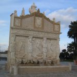 RESTAURO URGENTE DELLA FONTE ELLENISTICA DI GALLIPOLI SOGGETTA A DEGRADO PER AEROSOL MARINO