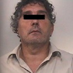 SI E’ DATO ALLA FUGA, RICONOSCIUTO E ARRESTATO.