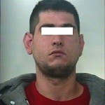RAPINA A TABACCHERIA DI COPERTINO, UN MAGLIONE LO INCHIODA: ARRESTATO 27ENNE