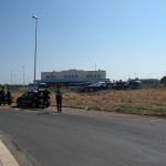 FERISCE DUE PERSONE CON UN CACCIAVITE IN UN SUPERMERCATO. DENUNCIATA DONNA DI PORTO CESAREO