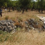 RIFIUTI E INERTI IN QUANTITÀ: SEQUESTRATO UN TERRENO PRIVATO