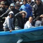 CONTINUANO GLI SBARCHI SULLE NOSTRE COSTE / ARRESTATO LO SCAFISTA, UN GIOVANE SALENTINO