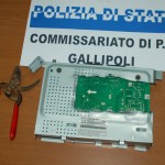 INDIVIDUATO E DENUNCIATO DAI POLIZIOTTI DI GALLIPOLI IL TRUFFATORE DEI BANCOMAT