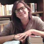 LIBRI / IL PROFUMO DELLE ROSE INGLESI DI ANNA SCARSELLA A COPERTINO SABATO 22