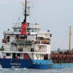 ULTIM’ORA / BLUE SKY / EMERGENZA UMANITARIA, SONO MILLE LE PERSONE DA ASSISTERE, FRA CUI DONNE INCINTE E BAMBINI / TUTTO IL SALENTO COINVOLTO/ ALLESTITI I CENTRI DI SISTEMAZIONE IMMEDIATA, IN CORSO L’IDENTIFICAZIONE, POI SI PROCEDERA’ ALLO SMISTAMENTO DEI PROFUGHI / POLEMICHE SULLE AUTORITA’ GRECHE