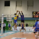 VOLLEY / DOPO LA SERIE NERA, SECONDA VITTORIA DI FILA, IN TRASFERTA, 2 A 3 / L’ AURISPA ALESSANO HA RITROVATO FIDUCIA IN SE’ STESSA, LUCIDITA’ E DETERMINAZIONE