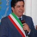 L’ OPPOSIZIONE CONTESTA IL SINDACO DI MELISSANO