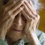 CERCA  DI TRUFFARE UN’ANZIANA SIGNORA PER STRADA VANTANDO UN CREDITO CON IL FIGLIO