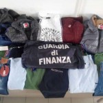 MAXI OPERAZIONE DELLA GUARDIA DI FINANZA SALENTINA / SEQUESTRATI OLTRE UN MILIONE DI ARTICOLI DI ABBIGLIAMENTO CONTRAFFATTI