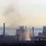 RENZI AL NONO DECRETO SALVA ILVA, A TARANTO CRESCE LA RABBIA CONTRO IL MOSTRO / FRA LE ALTRE, ECCO LA BATTAGLIA DI UNA ‘mamma allarmata’, CHE OGNI GIORNO FOTOGRAFA ‘dal balcone di casa’ I VELENI NELL’ ARIA, SCRIVE SUI SOCIAL E ASPETTA L’ INTERVENTO DEI CARABINIERI