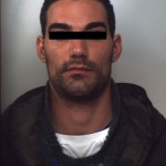 “Sposti la macchina, chè intralcia il traffico”, E LUI FA IL PAZZO, INSULTA E PICCHIA I CARABINIERI. ARRESTATO UN GIOVANE DI TAURISANO