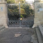 LA SEDE DELL’ ASSESSORATO COMUNALE CONTRO IL DEGRADO? E’ DEGRADATA