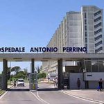 SCAPPA DALL’ OSPEDALE E CAMMINA SULLA SUPERSTRADA