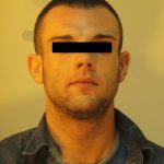 RUBA UN’ AUTO E POI TRAVOLGE IL PROPRIETARIO CHE VOLEVA FERMARLO: ARRESTATO GIOVANE DI CAVALLINO