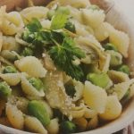 “La mia cucina fusion” / GUSTO GIUSTO EQUIPE PROPONE: “CONCHIGLIE CARCIOFI, FAVE E PISELLI “, vegan
