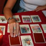 “Per te ci vorrebbe un’ illuminazione”…SONIA RISPONDE A SALVATORE. E DA’ A TUTTI DOPPIE ISTRUZIONI PER L’ USO, PER CONSULTI PRIVATI (GRATUITI PER I LETTORI E LE LETTRICI DI leccecronaca.it)