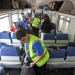 SE UN GIORNO D’ ESTATE UNA VIAGGIATRICE…AVVENTURA KAFKIANA DELLA NOSTRA REDATTRICE, QUESTA MATTINA IN VIAGGIO DA LECCE PER IL NORD. PRENOTA E PAGA IL BIGLIETTO, MA SUL TRENO IL POSTO NON C’E’…