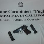 I CARABINIERI GLI TROVANO UN’ ARMA RUBATA IN CASA, DENUNCIATO GIOVANE DI GALLIPOLI