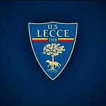 LECCE / LE MAGLIE DI LEPORE E PAVOLETTI ALL’ASTA A SOSTEGNO DI “LA TERRAZZA TUTTI AL MARE!”