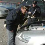 AUTO RUBATE E POI RIVENDUTE CON TARGHE E DOCUMENTI FALSI: A BRINDISI DUE ARRESTI E UNA DENUNCIA