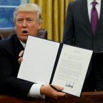 L’ INTERVENTO / IL PRIMO ATTO DI DONALD TRUMP E’ A FAVORE DEI POPOLI E CONTRO LE MULTINAZIONALI