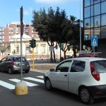 VIA LEUCA A LECCE, ETERNO ED ASSURDO CANTIERE. I CITTADINI SEGNALANO, E INTANTO PROVVEDONO ANCHE ALLE PULIZIE – galleria fotografica