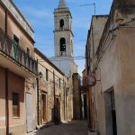 SINGOLARE COPPIA DI LADRI A MONTEIASI / VOLO DAL PALAZZO, MORTO SUL COLPO A LECCE / ARRESTATA RAGAZZA ROMENA A TARANTO / BREVI DI NERA