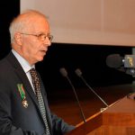 LA CATENA DELLA PACE ALLA FONDAZIONE PALMIERI DI LECCE, CON IL CANDIDATO PREMIO NOBEL HAFEZ HAIDAR