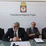 ORA SONO DIVENTATI 154.000 EURO ALL’ANNO. ECCO SERVITO UN NUOVO AUMENTO DI STIPENDIO PER I DIRIGENTI SANITARI PUGLIESI ‘NOMINATI’ DA EMILIANO