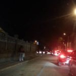 MINACCIA, SPINGE, SBATTE PER TERRA E TRASCINA SULL’ ASFALTO LA EX CHE LO AVEVA LASCIATO, ARRESTATO