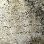 CHE MERAVIGLIA! SENSAZIONALE SCOPERTA ARCHEOLOGICA, TROVATA IN GRECIA UNA TESTIMONIANZA SCRITTA ‘ORIGINARIA’ DEI VERSI DELL’ ODISSEA DI OMERO