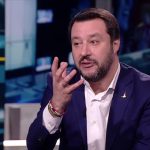 TAPEXIT / AIUTO, SI SALVINI CHI PUO’! IL LEADER DELLA LEGA E’ PROPRIO INDIETRO!! MA INDIETRO ASSAI!!!