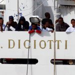 ENNESIMA DELUSIONE DALL’ UNIONE EUROPEA, CHE INVECE DI AIUTARE AMMONISCE L’ ITALIA: “Pagate, tenetevi gli immigrati e state zitti”. MATTEO SALVINI: “Me ne frego”. IL CASO DICIOTTI STA PER DIVENTARE DRAMMATICO