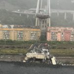 ULTIM’ORA / INAUDITO, UNO SCHIANTO IMMANE, VIENE GIU’ IL PONTE DI GENOVA, CAUSANDO MOLTE VITTIME. AL MOMENTO SONO UNDICI, MA IL BILANCIO FORSE SARA’ TRAGICO. IL CROLLO APPARE INSPIEGABILE