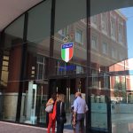 3 A 2, PRESIDENTE IN MINORANZA, VINCE LA FEDELTA’ ALLA LINEA DELLA LEGA, IL COLLEGIO DI GARANZIA RESPINGE I RICORSI, LA B RESTA A 19 SQUADRE. ADESSO SI APRE COMUNQUE UN ALTRO CAMPIONATO, CHE SI DISPUTERA’ PER MESI NELLE AULE DELLA GIUSTIZIA AMMINISTRATIVA E IN QUELLE DELLA GIUSTIZIA PENALE