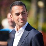 ADESSO LUIGI DI MAIO, PURE LUI A BARI, PROMETTE DI ANDARE A TARANTO A SPIEGARE PERCHE’ NON HA CHIUSO IL MOSTRO. POI AUSPICA UN CONFRONTO CON LE ORGANIZZAZIONI NO TAP: ANDRA’ ANCHE A MELENDUGNO A SPIEGARE PERCHE’ IL GOVERNO – UFFICIALMENTE ANCORA IN FASE DI STUDIO – NON FERMERA’ IL GASDOTTO?