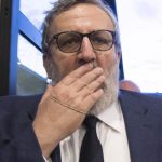 PAROLE SCANDALOSE, DA SPIEGARE AI PAZIENTI PUGLIESI / L’ASL DI LECCE FINISCE NELLA BUFERA GIUDIZIARIA, E MICHELE EMILIANO SI ARRAMPICA SUGLI SPECCHI