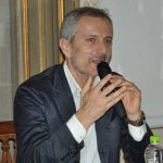 LECCECRONACHE / CARO CAROFIGLIO…