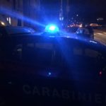 GIOVANE NEOPATENTATO ESCE DALLA DISCOTECA UBRIACO, SI METTE AL VOLANTE E FINISCE FUORI STRADA