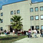STUDENTI DELL’UNISALENTO FUORI SEDE: “Ci sono residenze già pronte, ma inutilizzate”. PERCHE’? ALTRIMENTI COSI’ SI FAVORISCE LA SPECULAZIONE DEI PRIVATI