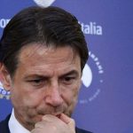 IL GOVERNO COLLASSA, E GIUSEPPI CANTA “Meraviglioso”