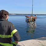 AUTO MAL PARCHEGGIATA FINISCE NEL MAR PICCOLO