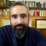 NOVITA’ EDITORIALI / TOH, S’AVANZA UNO STRANO CURATO…IL “Papa Cagliazzu 2.0” DI GIOVANNI D’ELIA