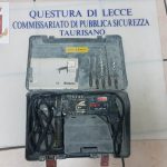 DUE ARRESTI PER FURTO IN UNA ABITAZIONE AL MARE