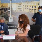 GRAZIE ALLA POLIZIA RIAPRE A SAN FOCA LA SPIAGGIA ATTREZZATA PER PERSONE CON DISABILITA’ MOTORIA