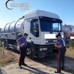 FERMATO UN CAMION-CISTERNA DI LIQUAMI IRREGOLARE